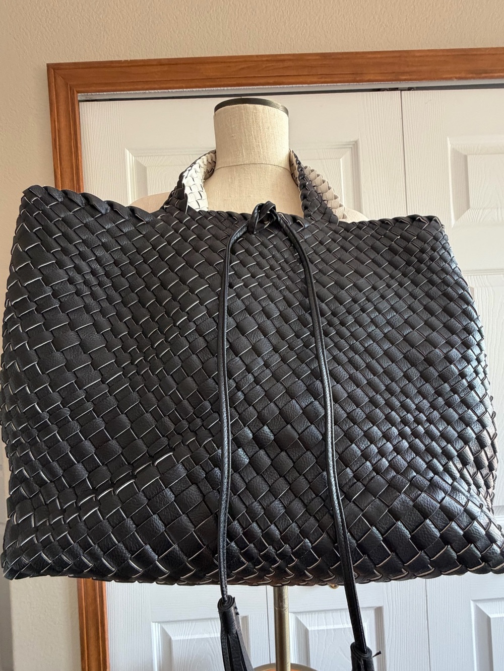 ♥️ Urban Expressions Ithaca Woven Tote Bag with Removable Pouch - Black